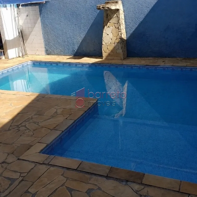 CASA COM EDÍCULA PARA LOCAÇÃO NO ANHANGABAÚ – JUNDIAÍ/SP