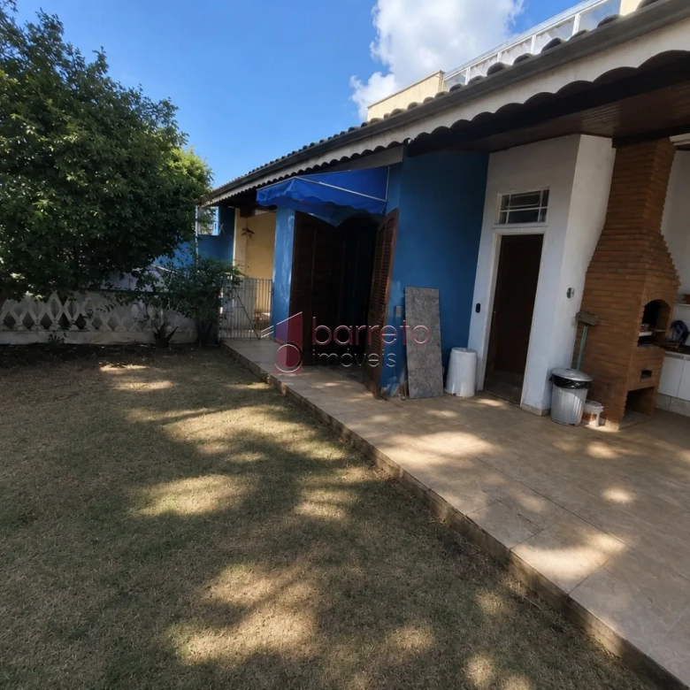 CASA COM EDÍCULA PARA LOCAÇÃO NO ANHANGABAÚ – JUNDIAÍ/SP
