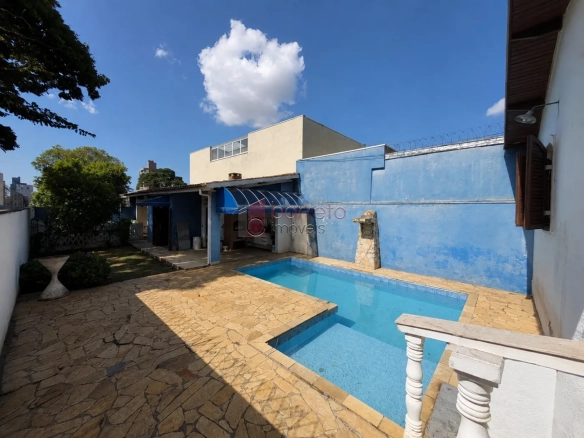 CASA COM EDÍCULA PARA LOCAÇÃO NO ANHANGABAÚ – JUNDIAÍ/SP