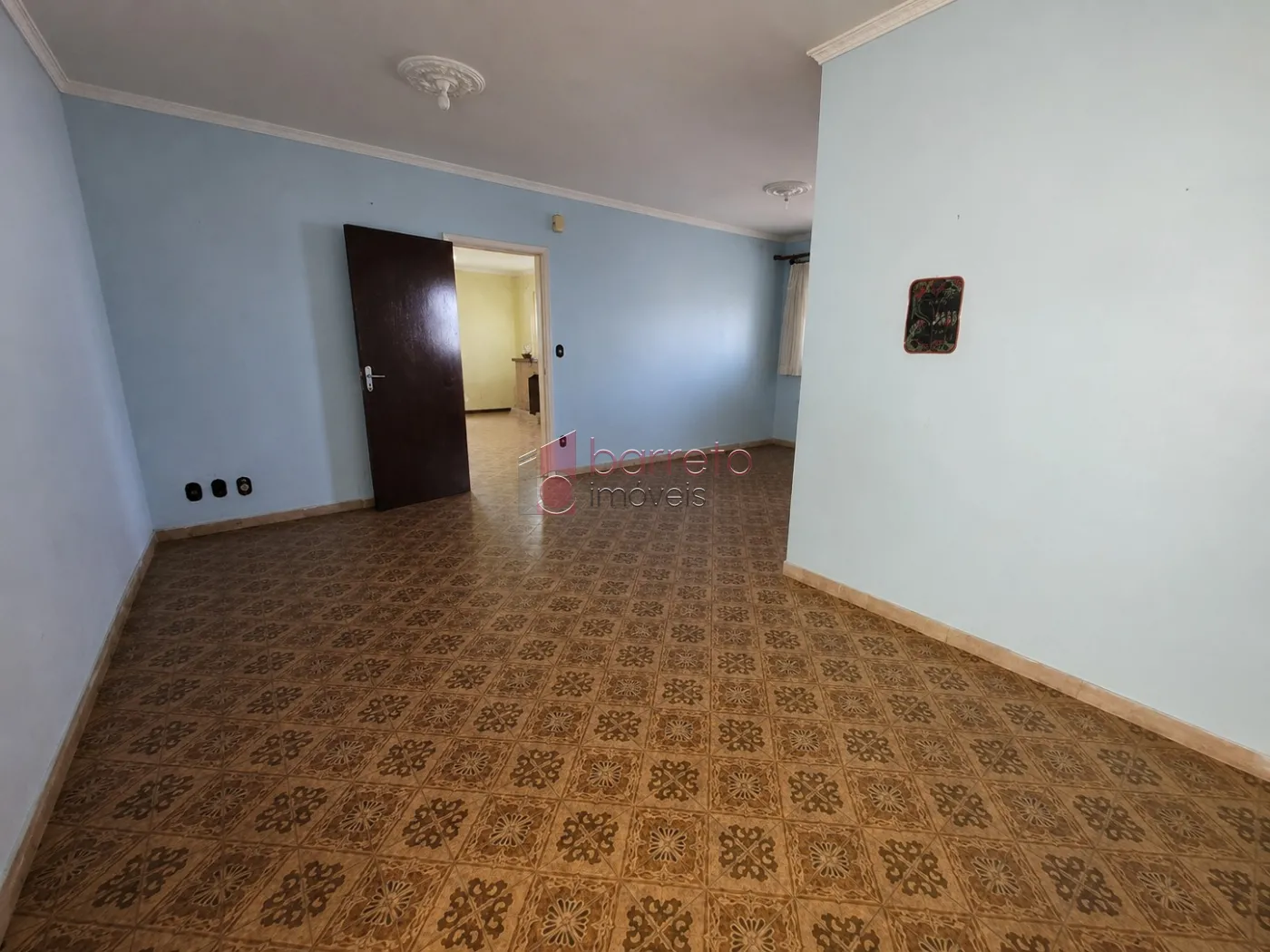CASA COM EDÍCULA PARA LOCAÇÃO NO ANHANGABAÚ – JUNDIAÍ/SP