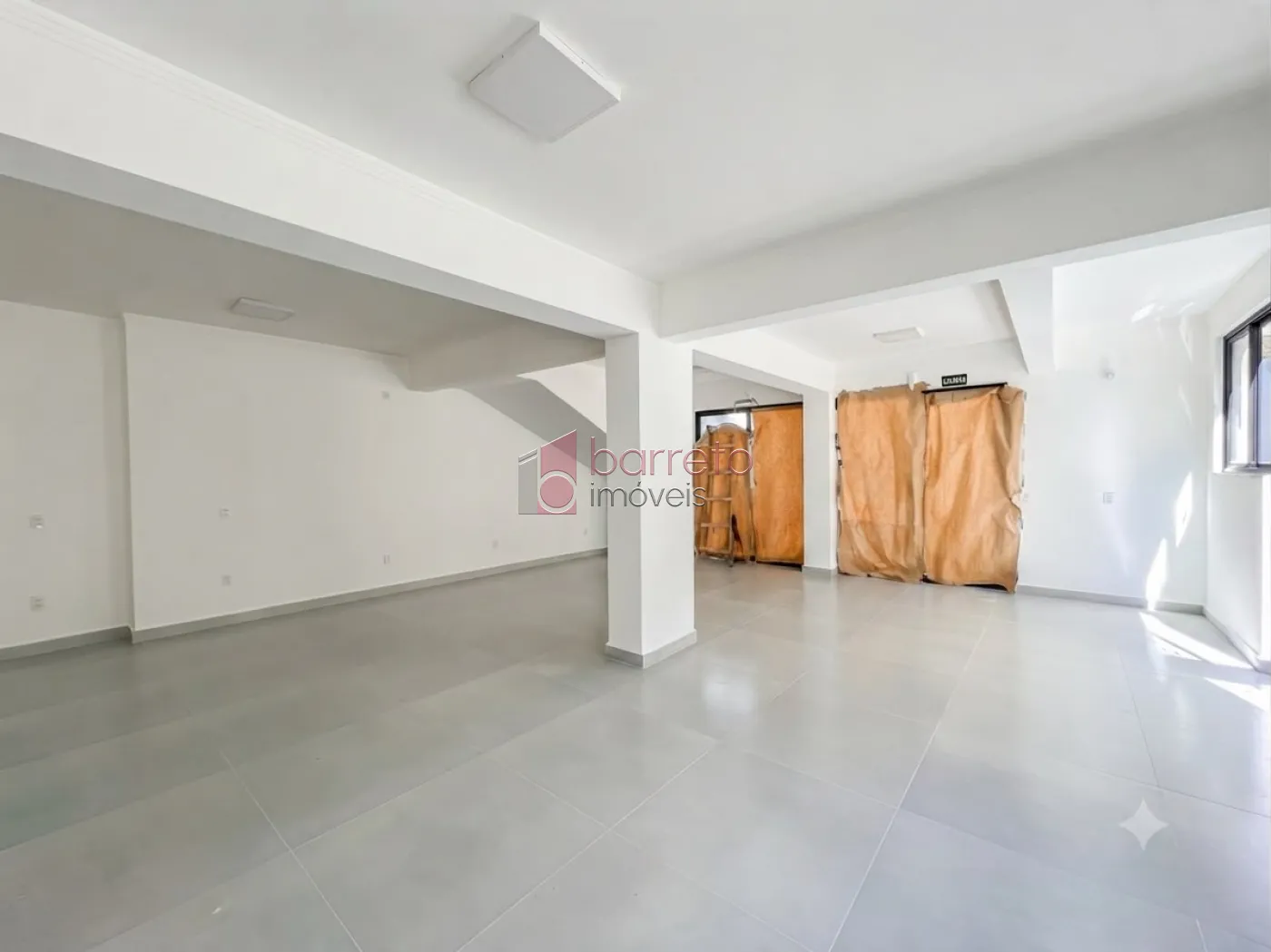 SALÃO COMERCIAL PARA LOCAÇÃO NO BAIRRO ANHANGABAÚ – JUNDIAÍ/SP