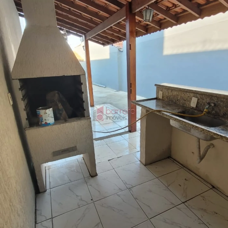 CASA COM EDÍCULA À VENDA – ANHANGABAÚ – JUNDIAÍ/SP