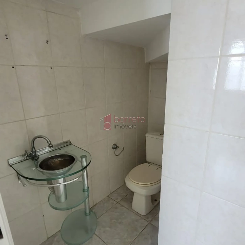 CASA COM EDÍCULA À VENDA – ANHANGABAÚ – JUNDIAÍ/SP