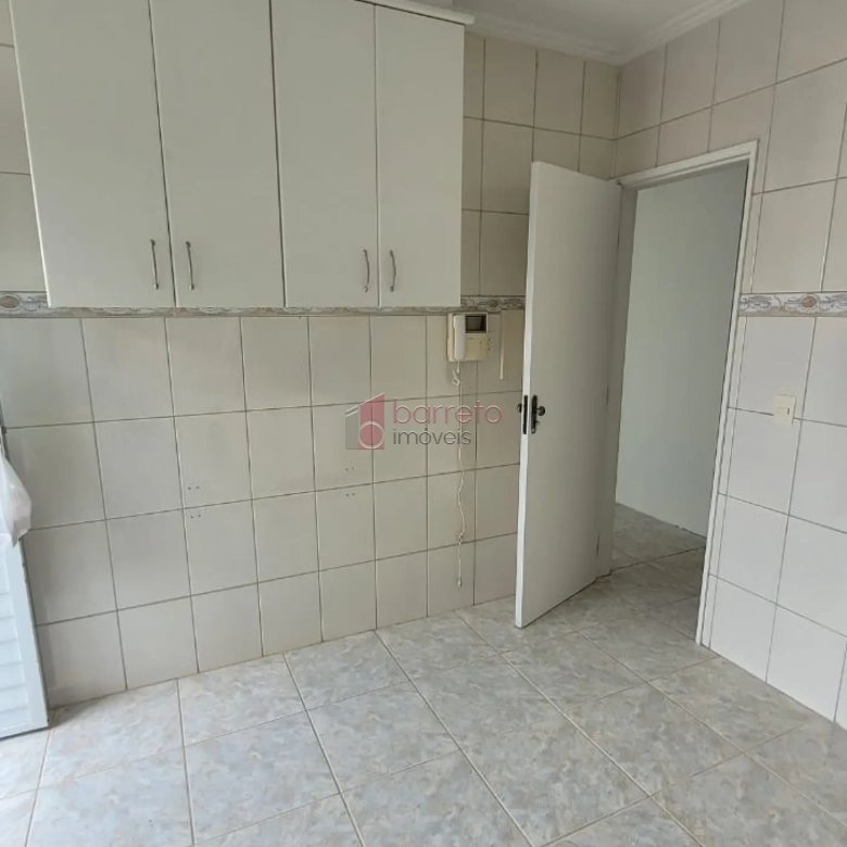 CASA COM EDÍCULA À VENDA – ANHANGABAÚ – JUNDIAÍ/SP