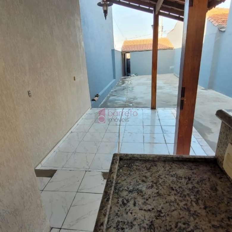 CASA COM EDÍCULA À VENDA – ANHANGABAÚ – JUNDIAÍ/SP