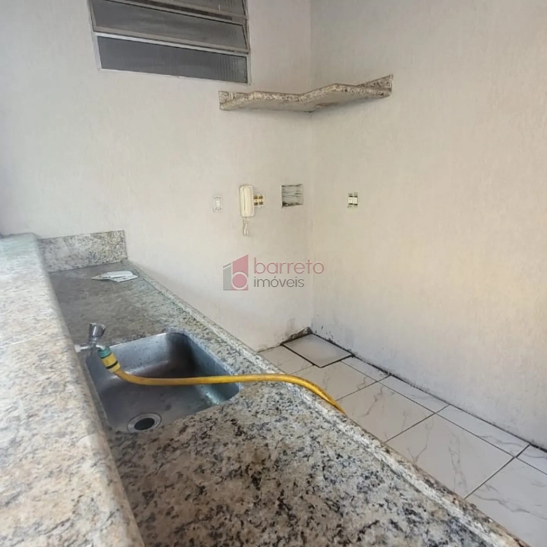 CASA COM EDÍCULA À VENDA – ANHANGABAÚ – JUNDIAÍ/SP