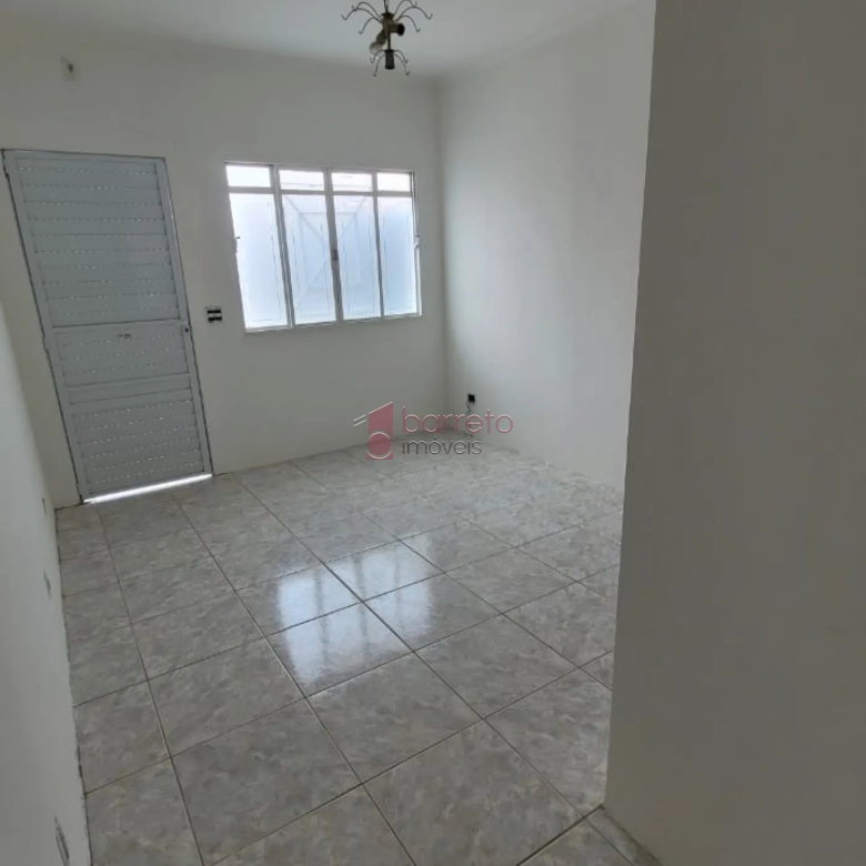 CASA COM EDÍCULA À VENDA – ANHANGABAÚ – JUNDIAÍ/SP