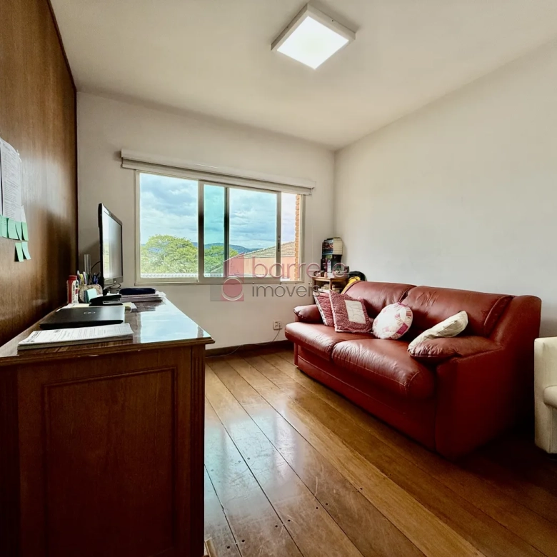 CASA À VENDA NO JARDIM ANA MARIA EM JUNDIAÍ/SP