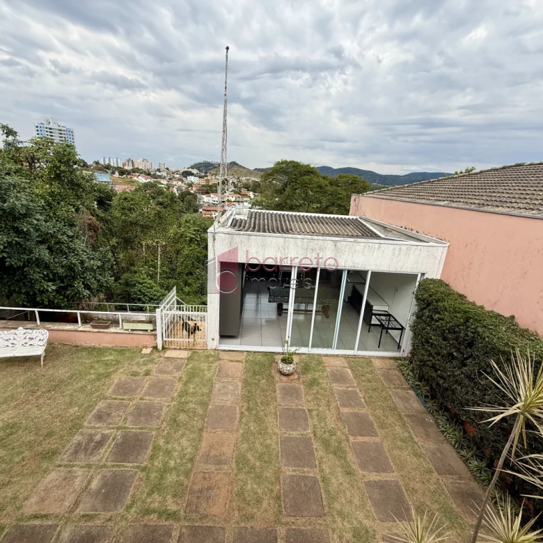 CASA À VENDA NO JARDIM ANA MARIA EM JUNDIAÍ/SP