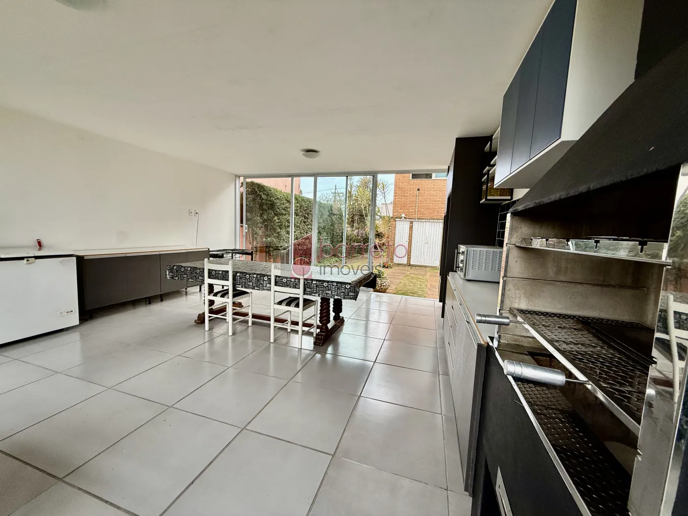 CASA À VENDA NO JARDIM ANA MARIA EM JUNDIAÍ/SP