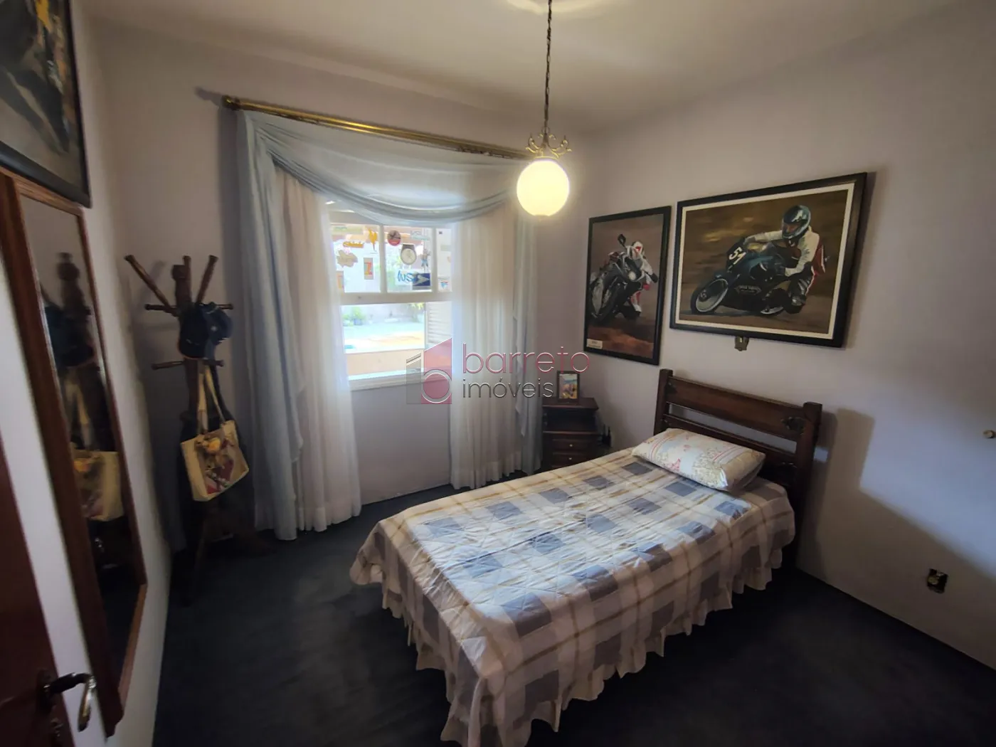 CASA COM PISCINA E POMAR À VENDA NO JARDIM DA FONTE – JUNDIAÍ/SP