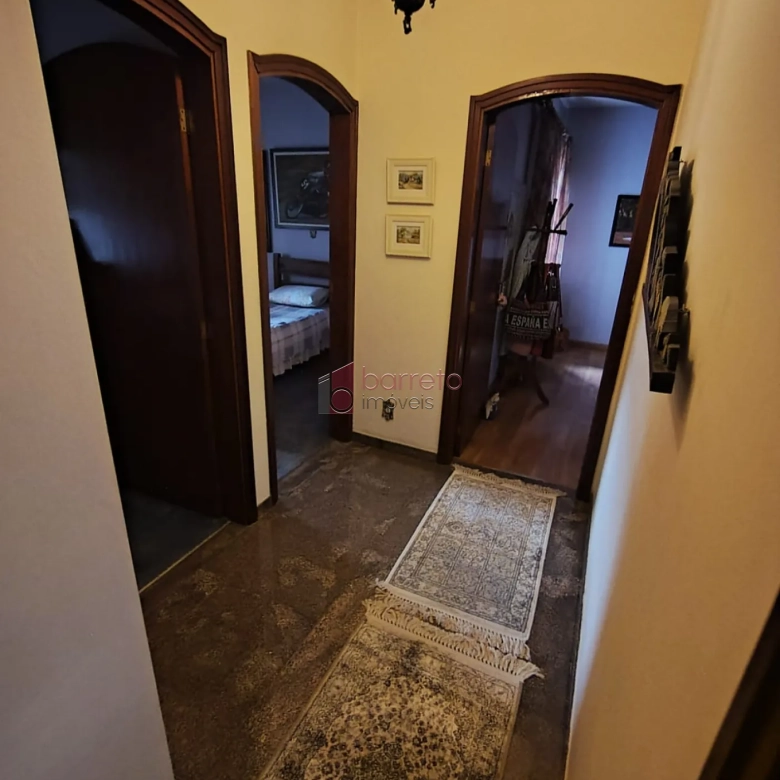 CASA COM PISCINA E POMAR À VENDA NO JARDIM DA FONTE – JUNDIAÍ/SP