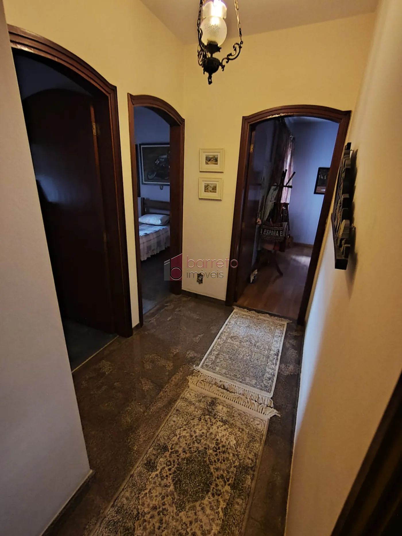 CASA COM PISCINA E POMAR À VENDA NO JARDIM DA FONTE – JUNDIAÍ/SP