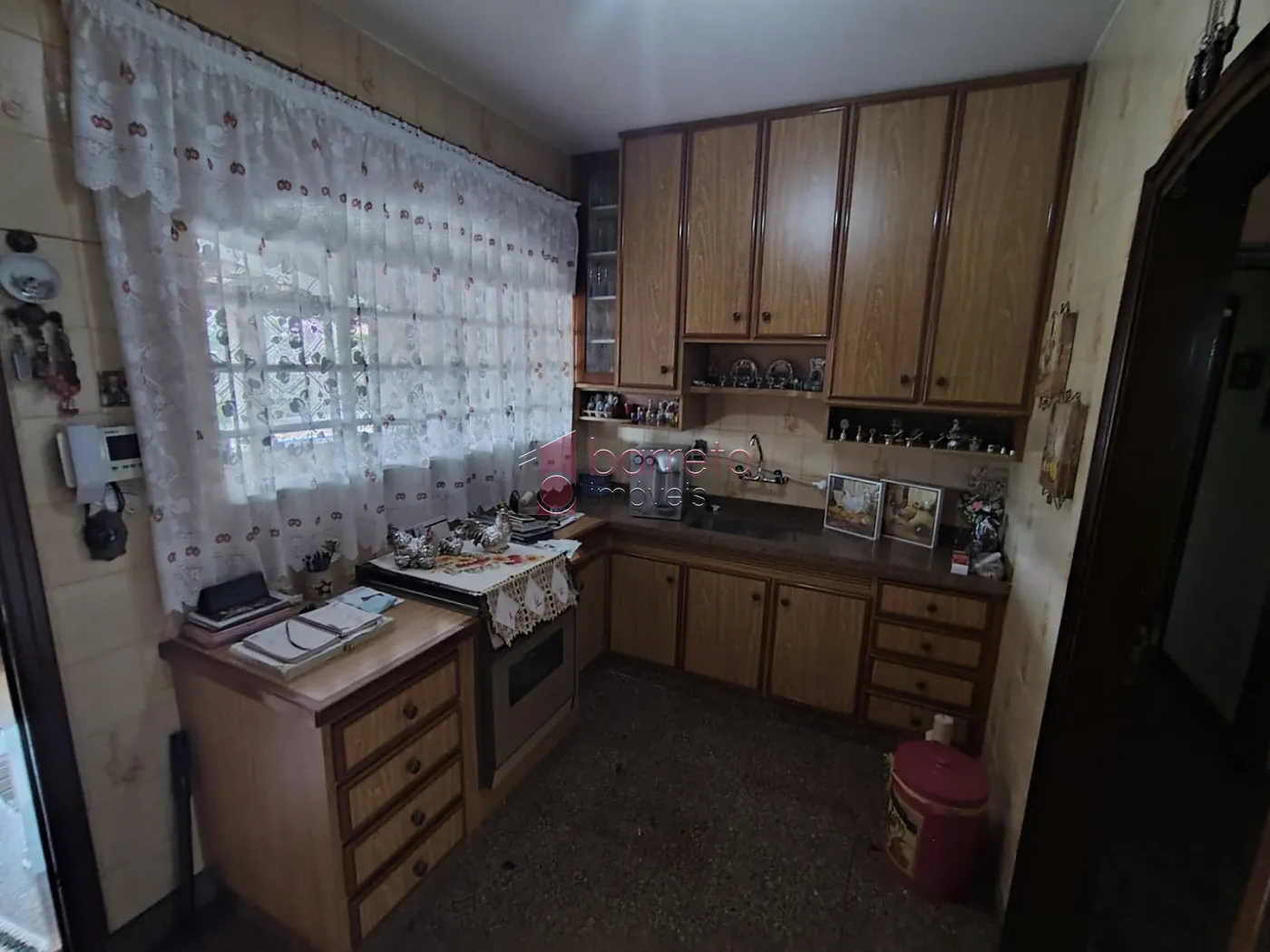 CASA COM PISCINA E POMAR À VENDA NO JARDIM DA FONTE – JUNDIAÍ/SP