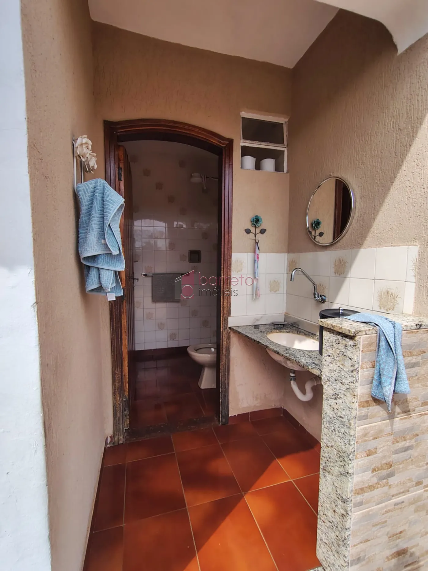 CASA COM PISCINA E POMAR À VENDA NO JARDIM DA FONTE – JUNDIAÍ/SP