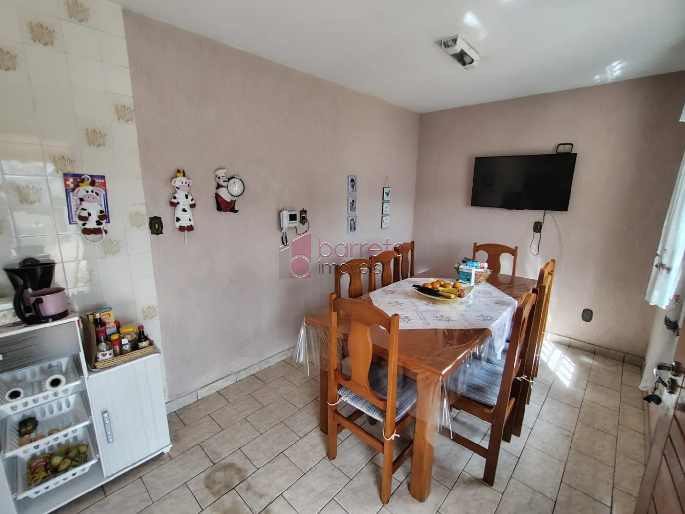 CASA COM PISCINA E POMAR À VENDA NO JARDIM DA FONTE – JUNDIAÍ/SP