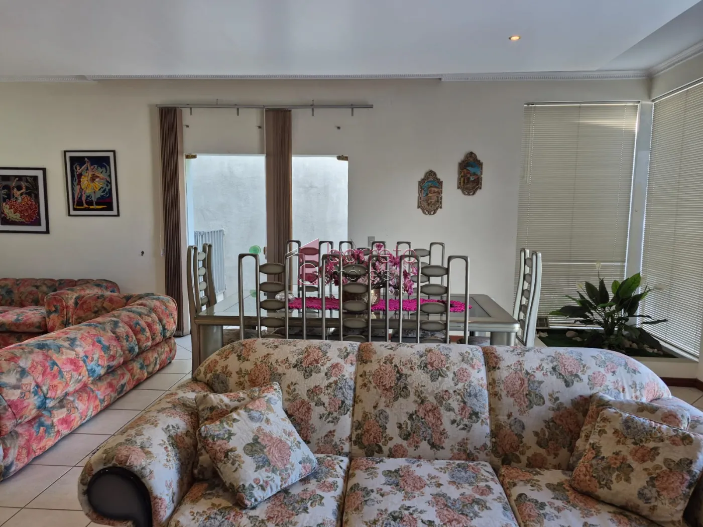 CASA COM 3 QUARTOS À VENDA NO JARDIM DAS SAMAMBAIAS – REGIÃO DA MALOTA – JUNDIAÍ/SP