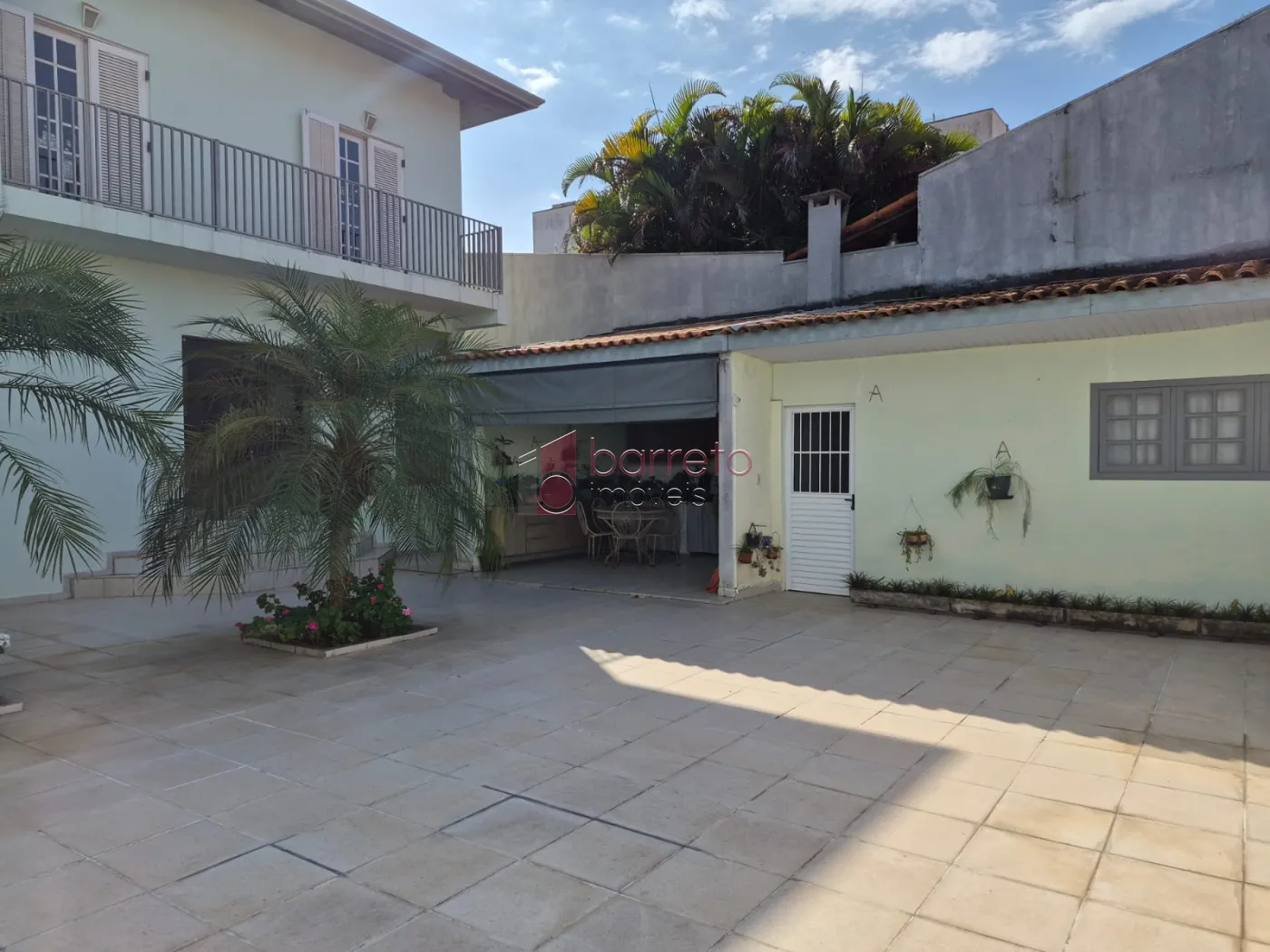 CASA COM 3 QUARTOS À VENDA NO JARDIM DAS SAMAMBAIAS – REGIÃO DA MALOTA – JUNDIAÍ/SP