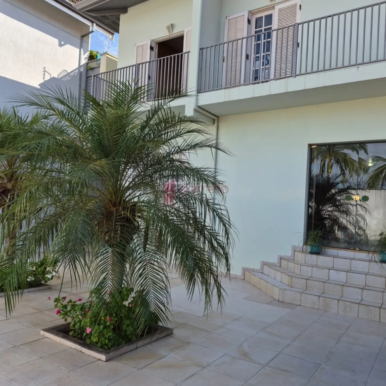 CASA COM 3 QUARTOS À VENDA NO JARDIM DAS SAMAMBAIAS – REGIÃO DA MALOTA – JUNDIAÍ/SP