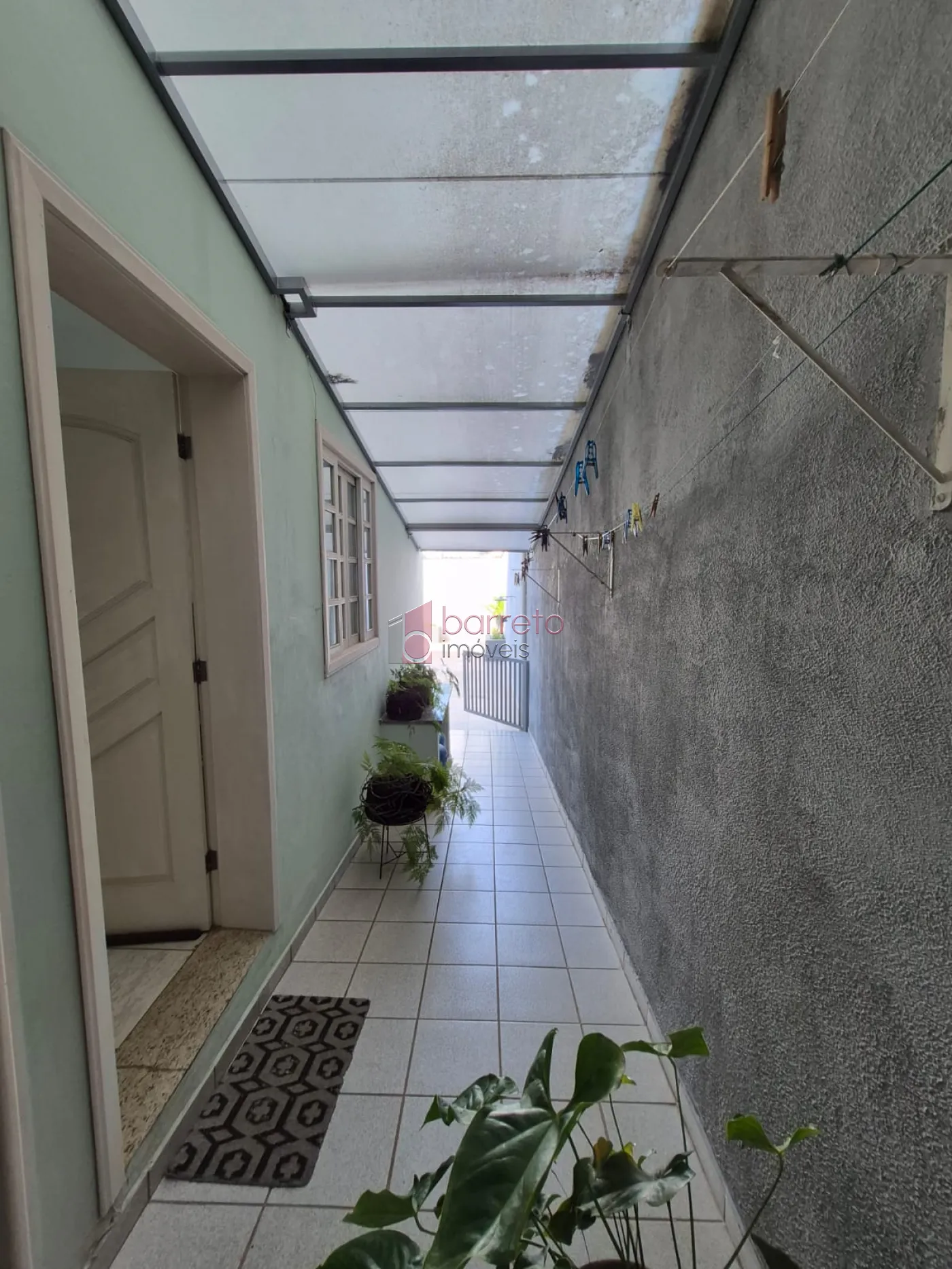 CASA COM 3 QUARTOS À VENDA NO JARDIM DAS SAMAMBAIAS – REGIÃO DA MALOTA – JUNDIAÍ/SP