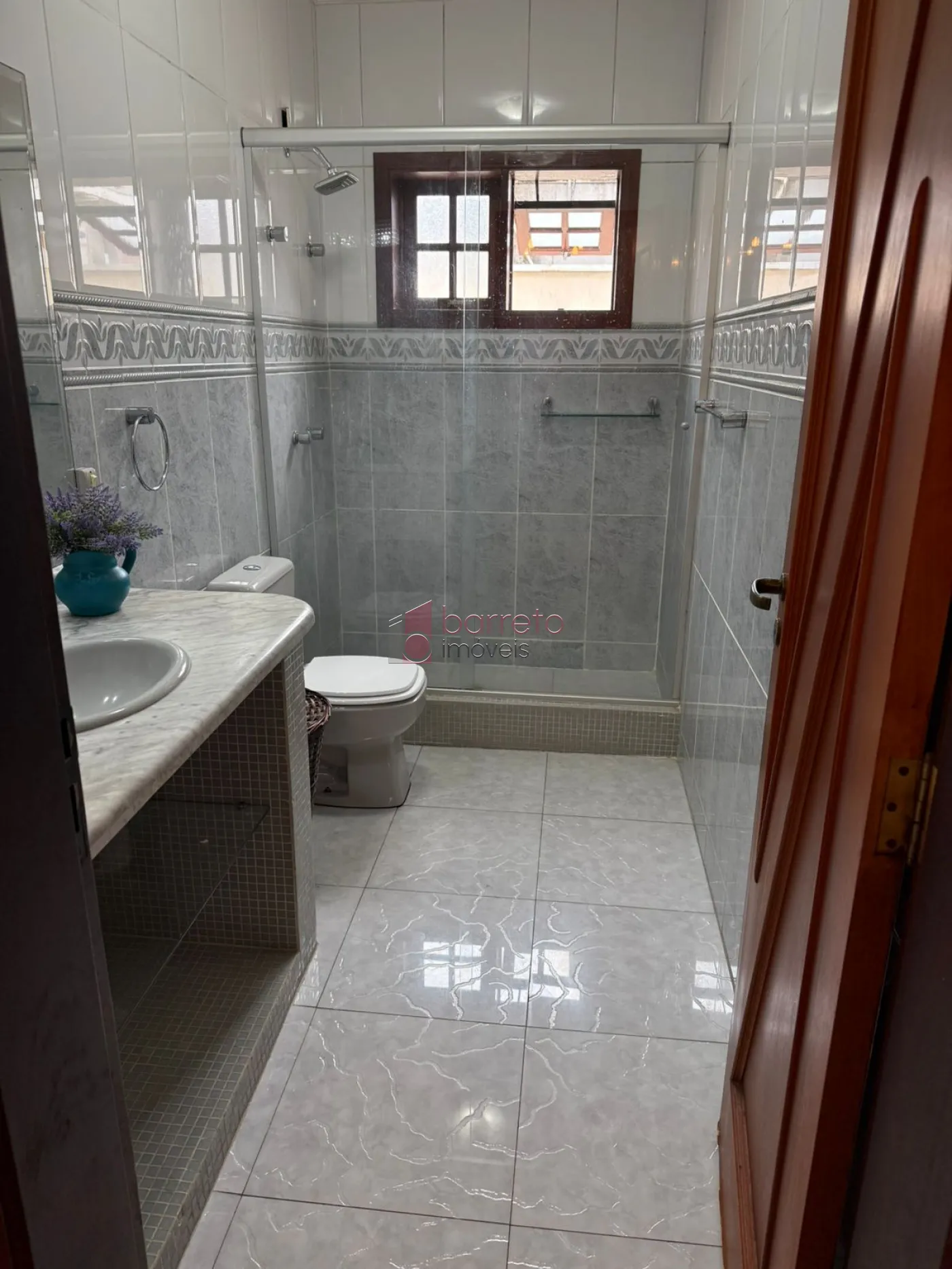 SOBRADO PARA VENDA E LOCAÇÃO NO JARDIM DAS SAMAMBAIAS – JUNDIAÍ/SP