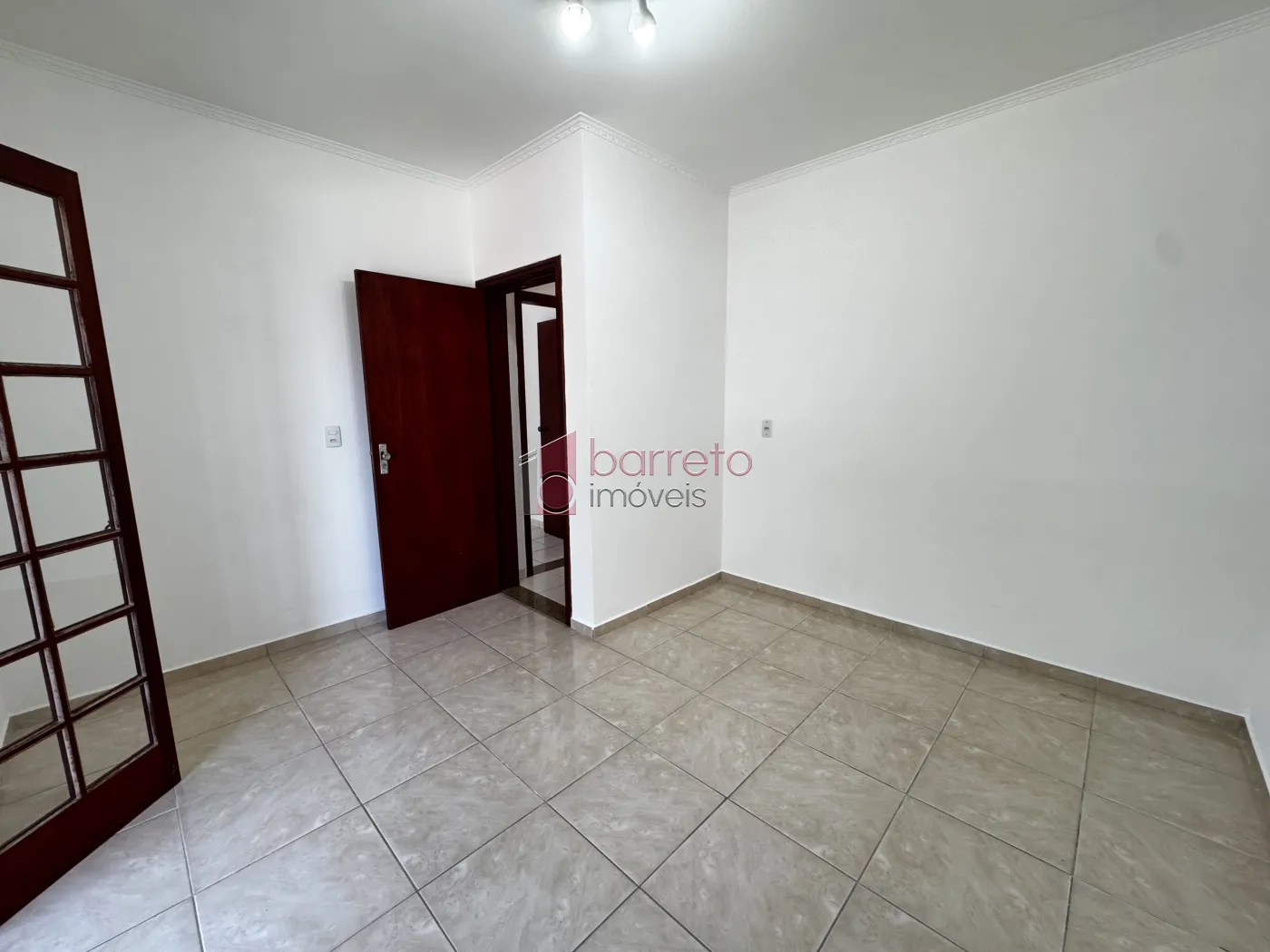 CASA NO PISO SUPERIOR PARA LOCAÇÃO NO JARDIM PLANALTO – JUNDIAÍ/SP
