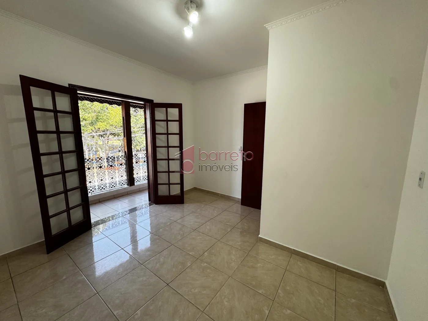 CASA NO PISO SUPERIOR PARA LOCAÇÃO NO JARDIM PLANALTO – JUNDIAÍ/SP