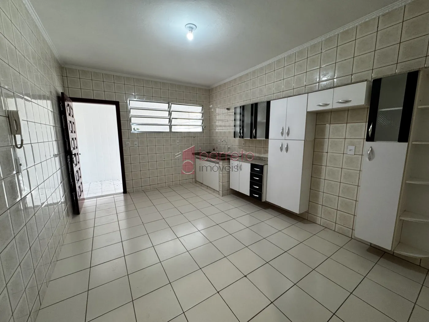 CASA NO PISO SUPERIOR PARA LOCAÇÃO NO JARDIM PLANALTO – JUNDIAÍ/SP