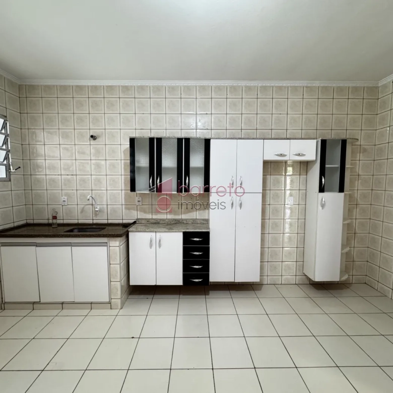 CASA NO PISO SUPERIOR PARA LOCAÇÃO NO JARDIM PLANALTO – JUNDIAÍ/SP