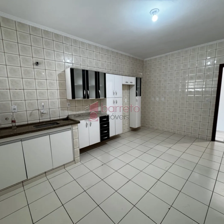 CASA NO PISO SUPERIOR PARA LOCAÇÃO NO JARDIM PLANALTO – JUNDIAÍ/SP