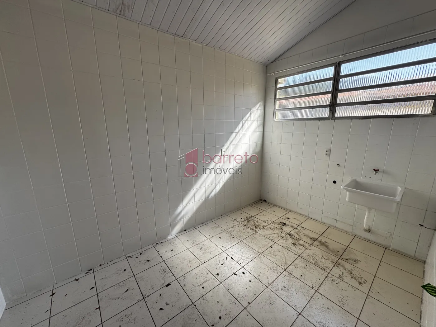 CASA NO PISO SUPERIOR PARA LOCAÇÃO NO JARDIM PLANALTO – JUNDIAÍ/SP