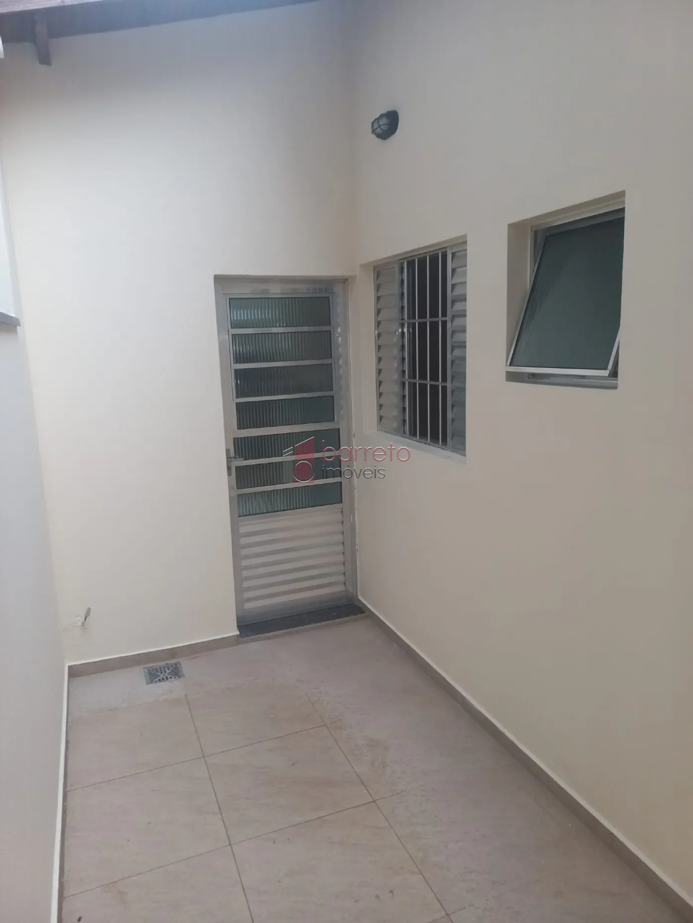 CASA PARA LOCAÇÃO E VENDA NO BAIRRO JARDIM SARAPIRANGA – JUNDIAÍ/SP
