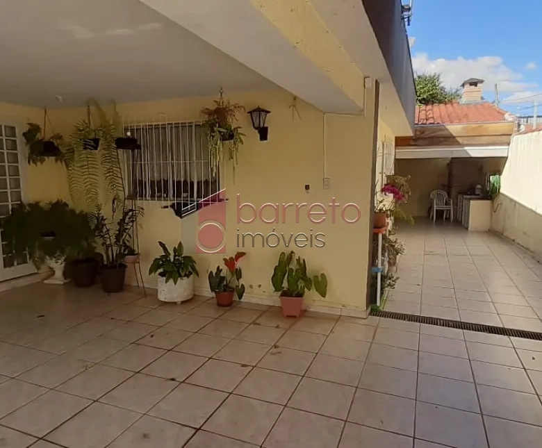 CASA TÉRREA COM EDÍCULA À VENDA NO BAIRRO ELOY CHAVES – JUNDIAÍ/SP