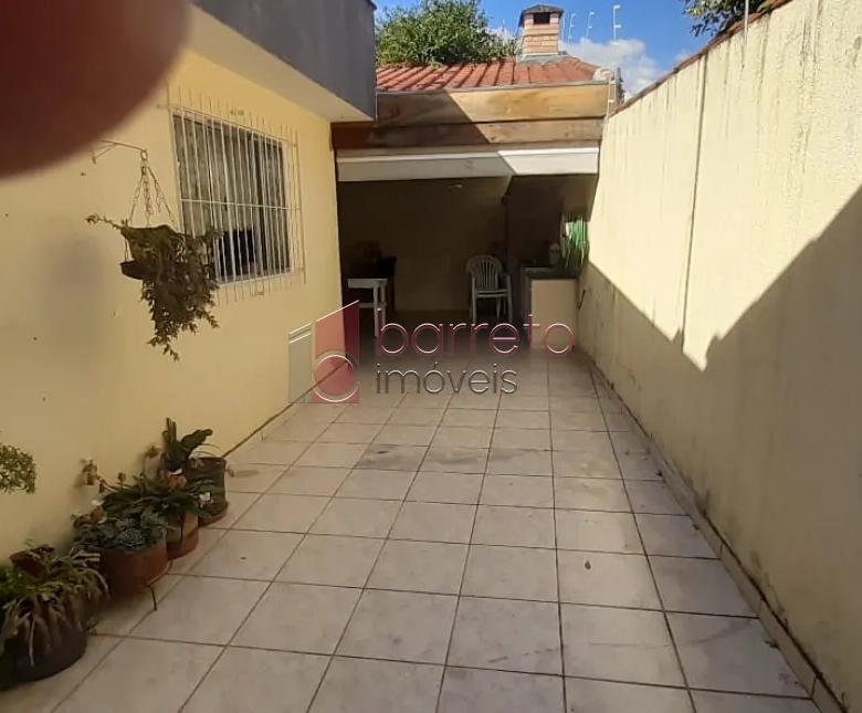 CASA TÉRREA COM EDÍCULA À VENDA NO BAIRRO ELOY CHAVES – JUNDIAÍ/SP