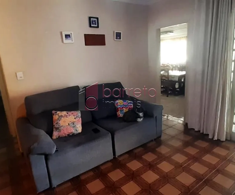 CASA TÉRREA COM EDÍCULA À VENDA NO BAIRRO ELOY CHAVES – JUNDIAÍ/SP
