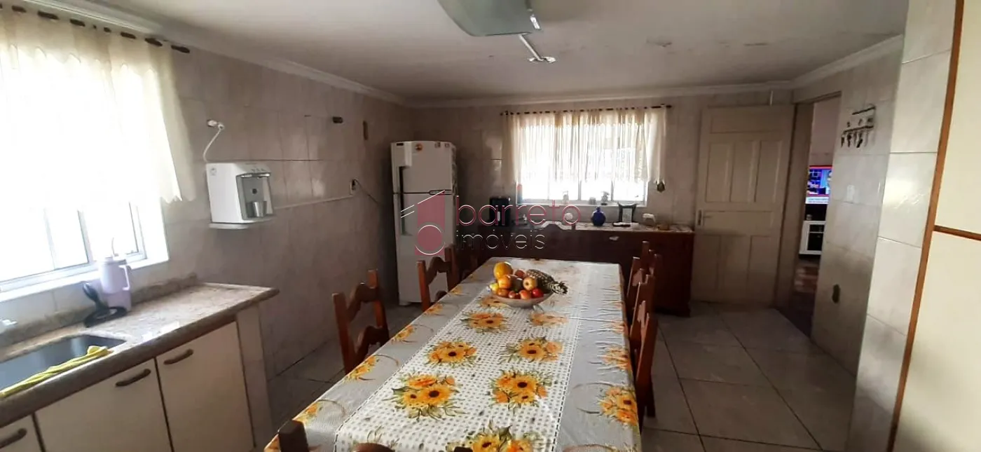 CASA TÉRREA COM EDÍCULA À VENDA NO BAIRRO ELOY CHAVES – JUNDIAÍ/SP