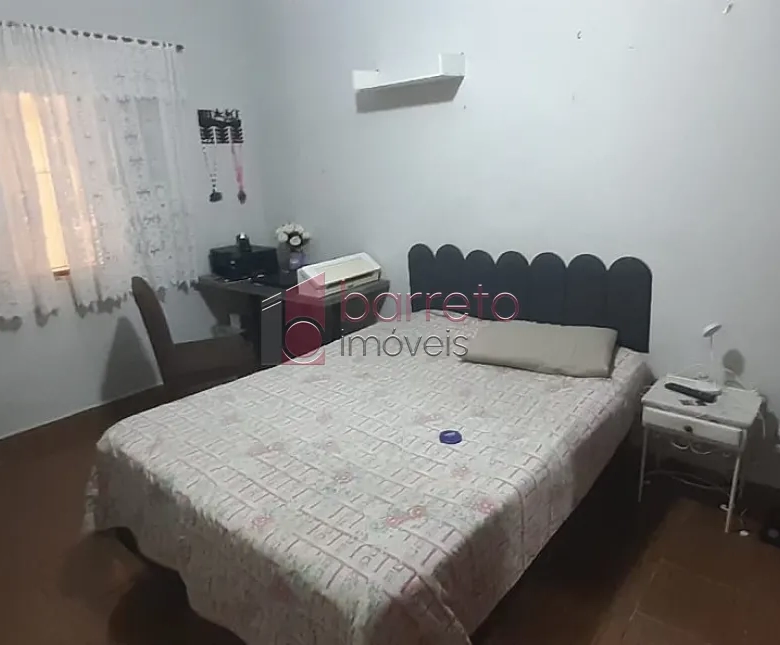 CASA TÉRREA COM EDÍCULA À VENDA NO BAIRRO ELOY CHAVES – JUNDIAÍ/SP