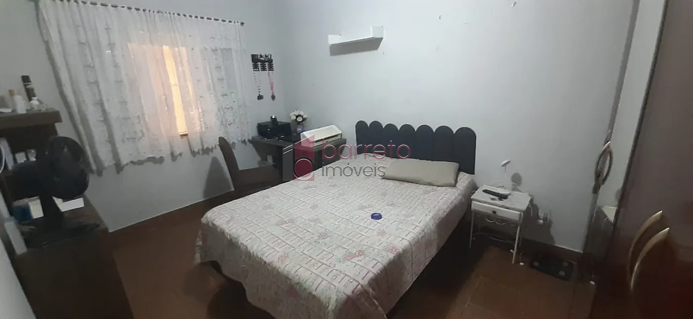 CASA TÉRREA COM EDÍCULA À VENDA NO BAIRRO ELOY CHAVES – JUNDIAÍ/SP