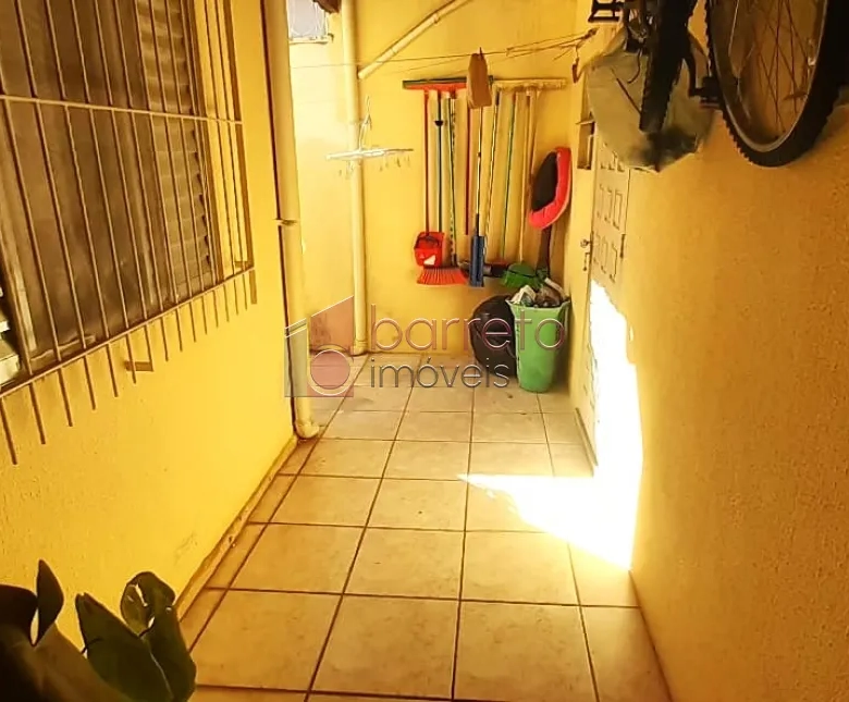 CASA TÉRREA COM EDÍCULA À VENDA NO BAIRRO ELOY CHAVES – JUNDIAÍ/SP
