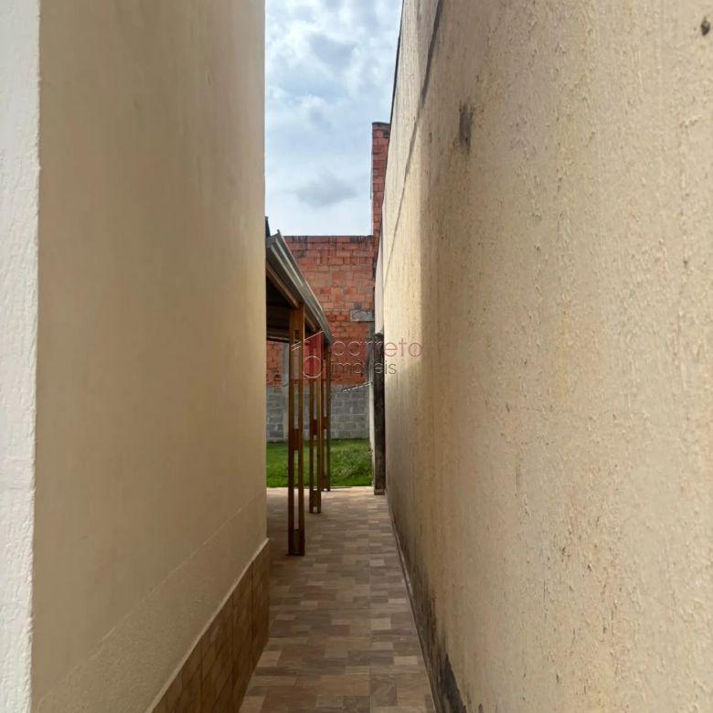 CASA TÉRREA COM 02 DORMITÓRIOS À VENDA NO PARQUE RESIDENCIAL JUNDIAÍ EM JUNDIAÍ/SP