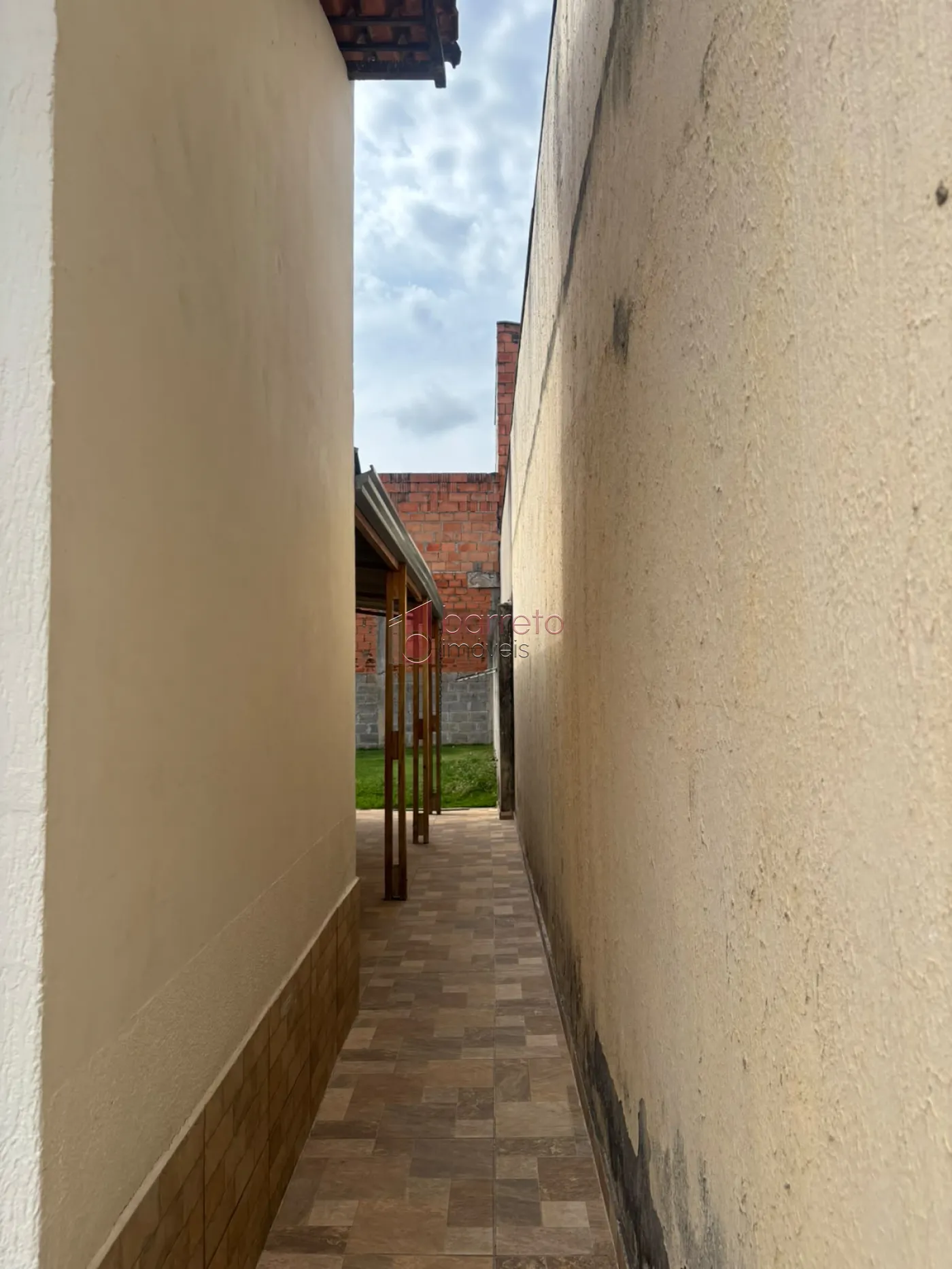 CASA TÉRREA COM 02 DORMITÓRIOS À VENDA NO PARQUE RESIDENCIAL JUNDIAÍ EM JUNDIAÍ/SP