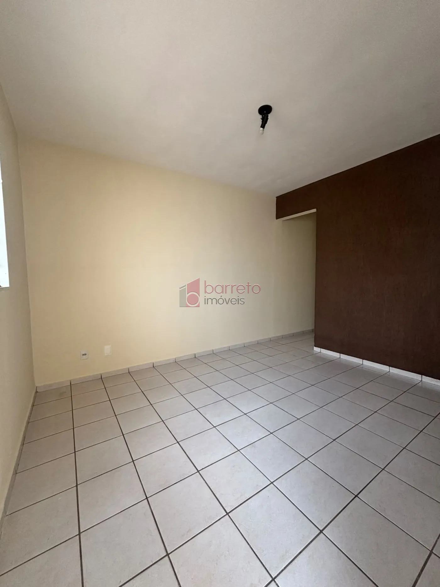 CASA TÉRREA COM 02 DORMITÓRIOS À VENDA NO PARQUE RESIDENCIAL JUNDIAÍ EM JUNDIAÍ/SP