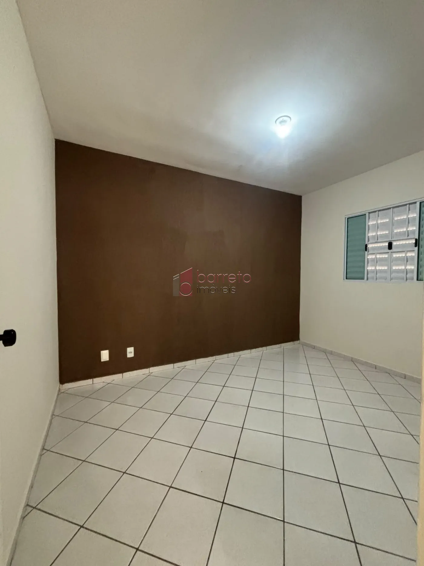 CASA TÉRREA COM 02 DORMITÓRIOS À VENDA NO PARQUE RESIDENCIAL JUNDIAÍ EM JUNDIAÍ/SP