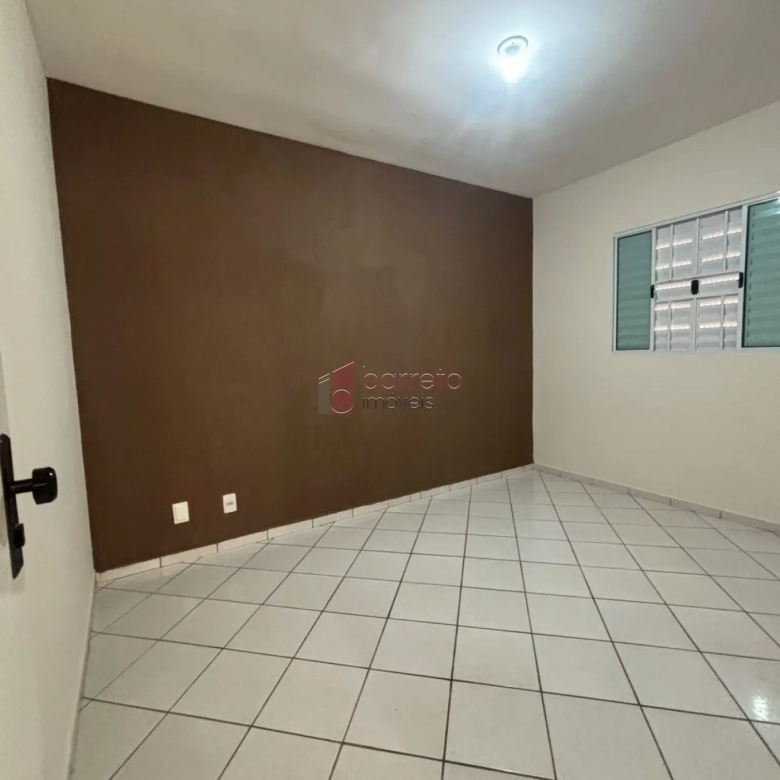 CASA TÉRREA COM 02 DORMITÓRIOS À VENDA NO PARQUE RESIDENCIAL JUNDIAÍ EM JUNDIAÍ/SP