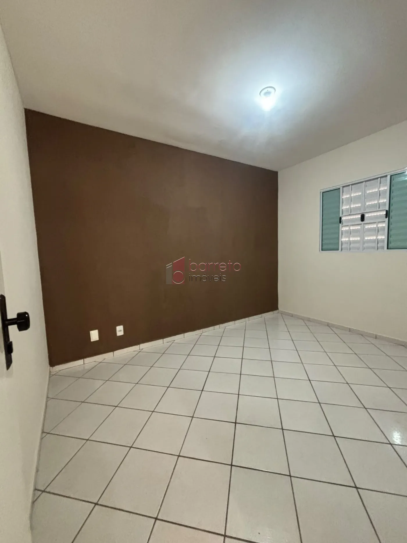 CASA TÉRREA COM 02 DORMITÓRIOS À VENDA NO PARQUE RESIDENCIAL JUNDIAÍ EM JUNDIAÍ/SP