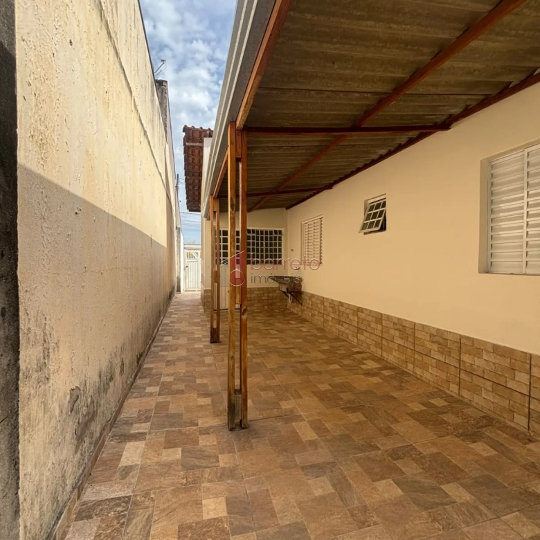CASA TÉRREA COM 02 DORMITÓRIOS À VENDA NO PARQUE RESIDENCIAL JUNDIAÍ EM JUNDIAÍ/SP