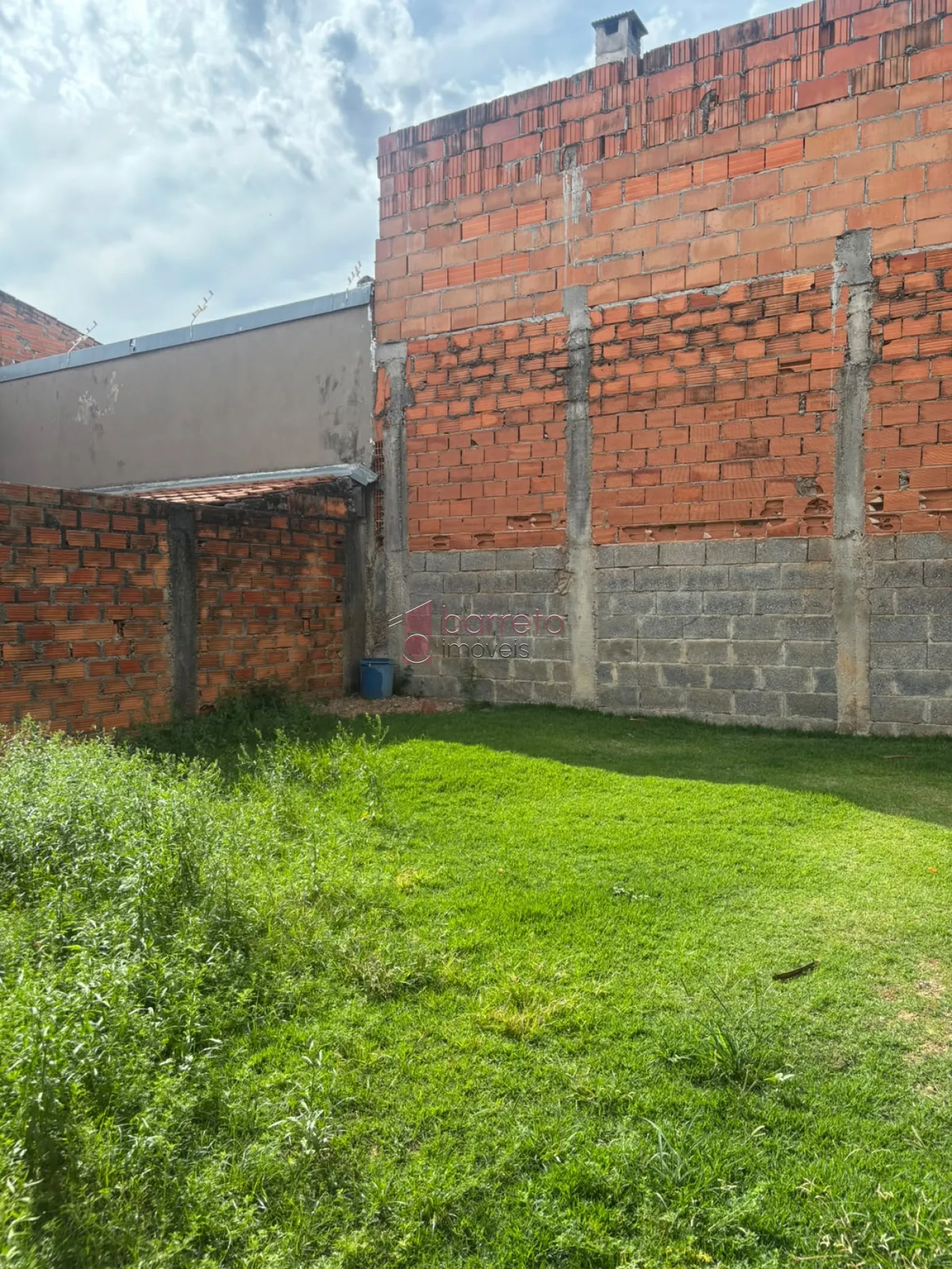 CASA TÉRREA COM 02 DORMITÓRIOS À VENDA NO PARQUE RESIDENCIAL JUNDIAÍ EM JUNDIAÍ/SP