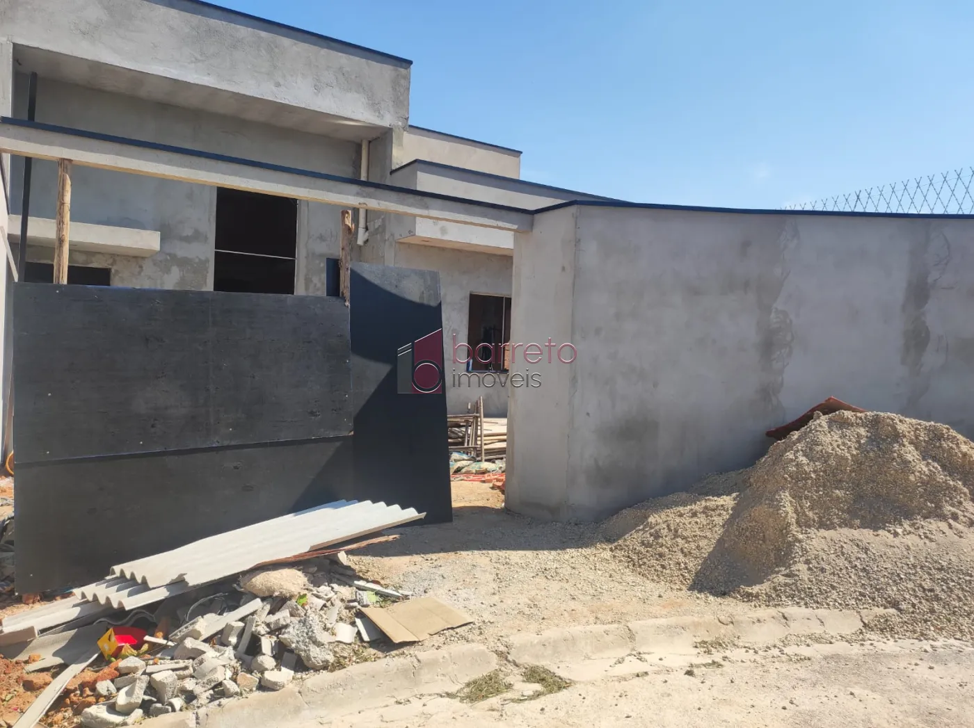 CASA À VENDA NO RESIDENCIAL SANTA GIOVANA EM JUNDIAÍ/SP