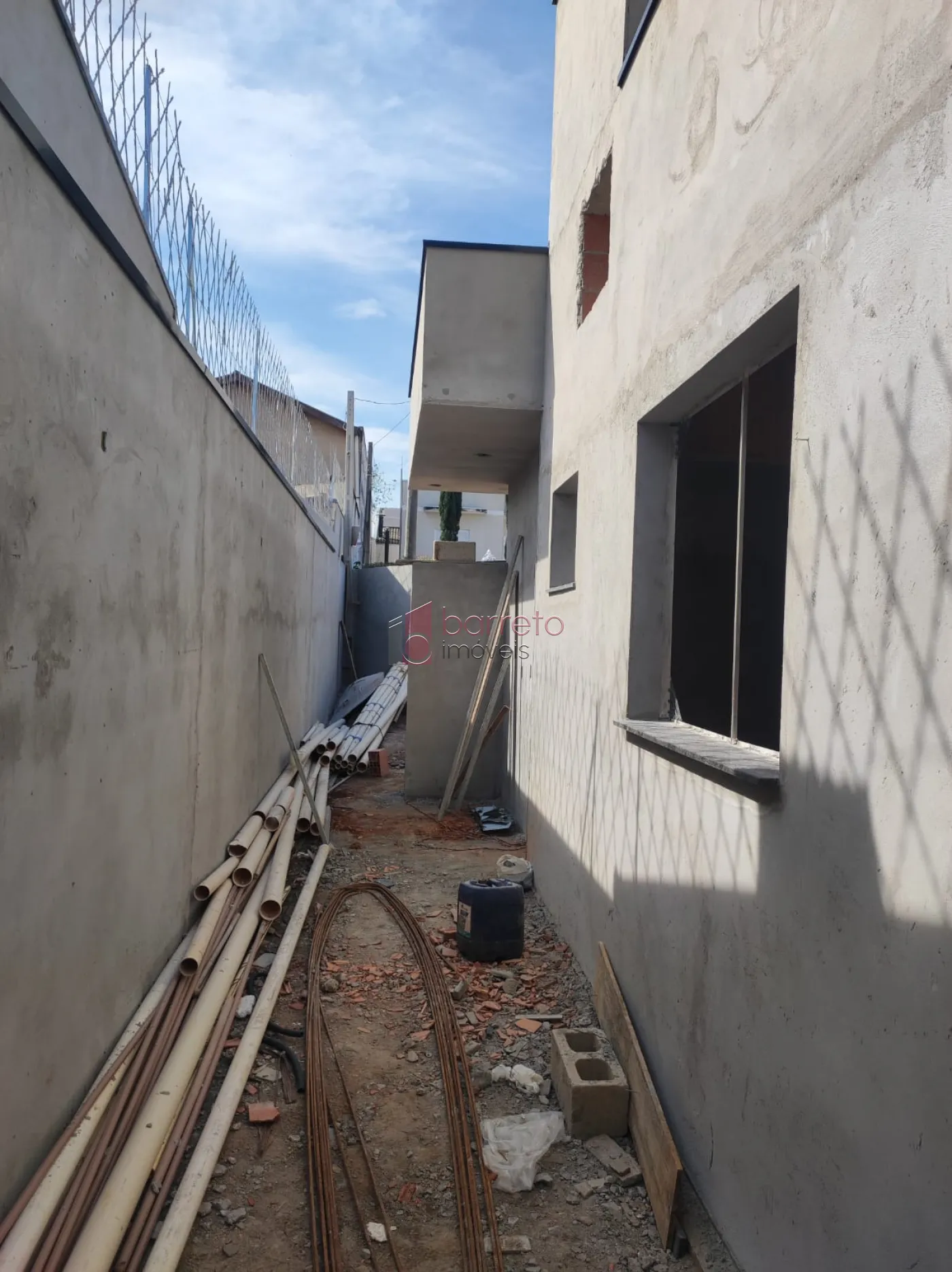 CASA À VENDA NO RESIDENCIAL SANTA GIOVANA EM JUNDIAÍ/SP