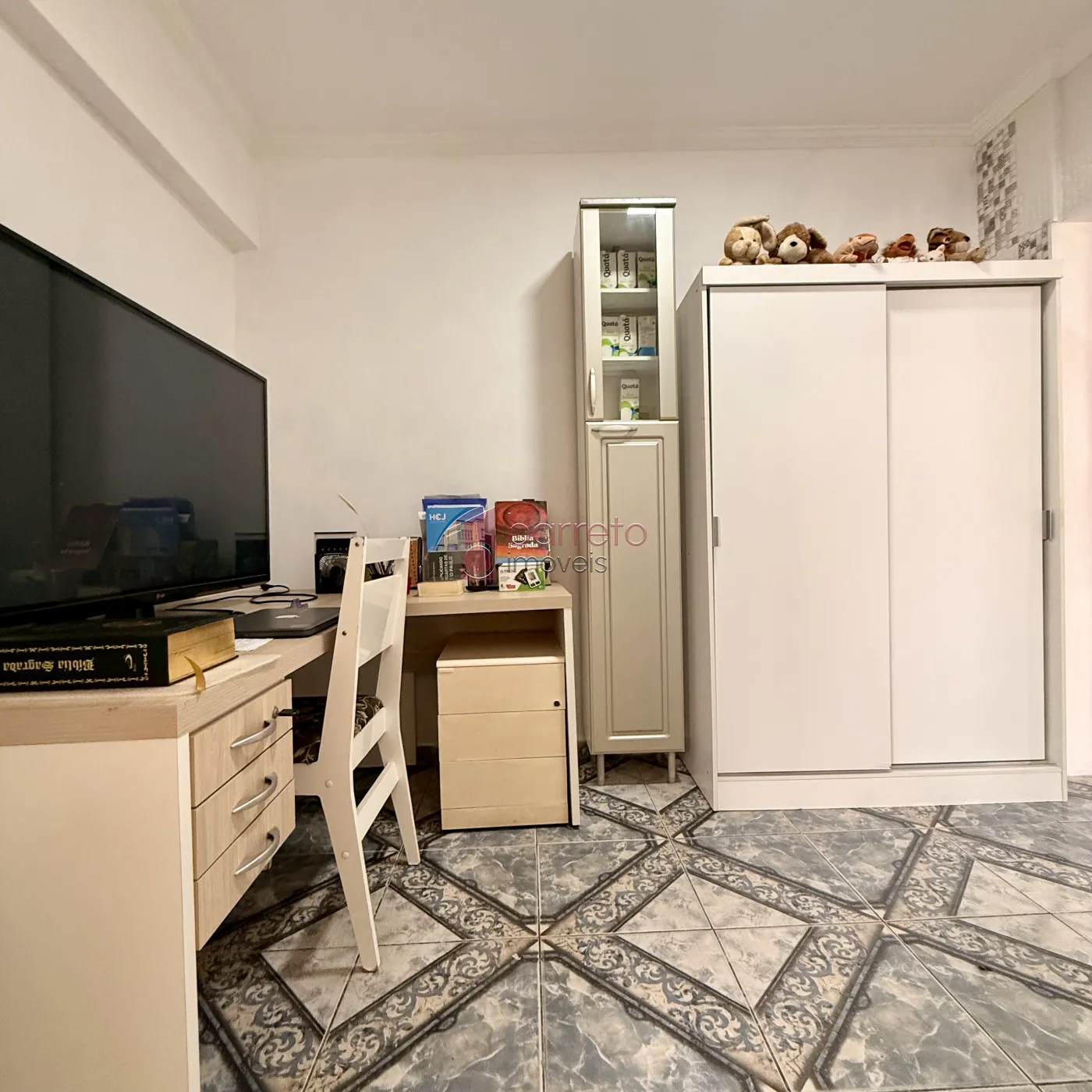 CASA COM SALÃO COMERCIAL À VENDA NO BAIRRO TULIPAS – JUNDIAÍ/SP